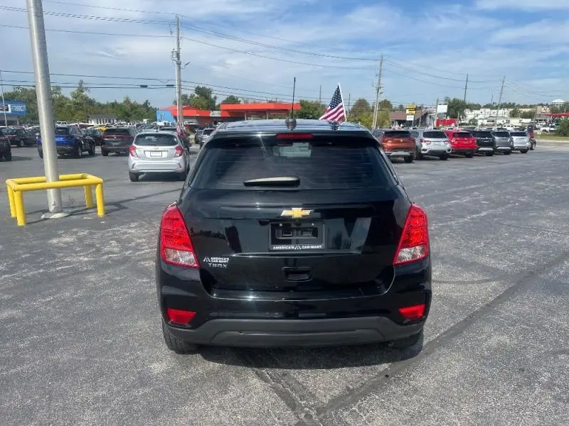 2020 Chevrolet Trax LS photo 5