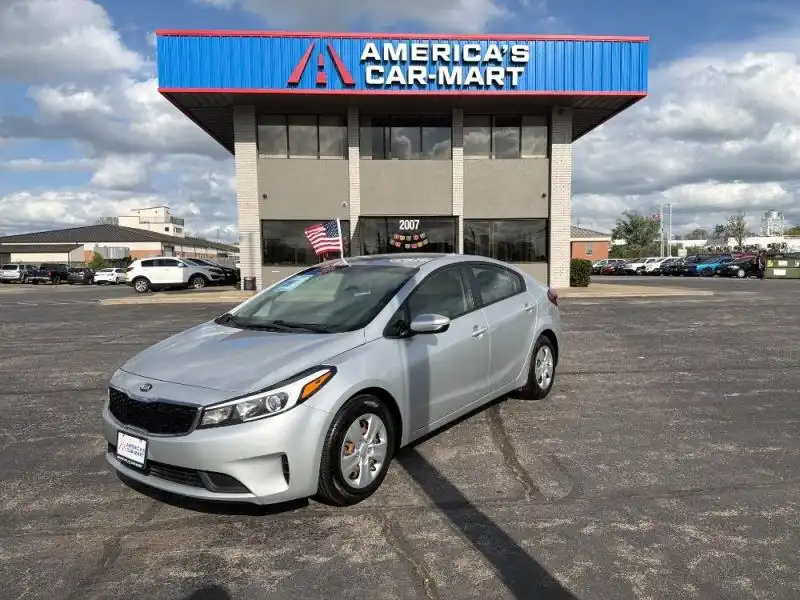 2018 Kia Forte LX's photo