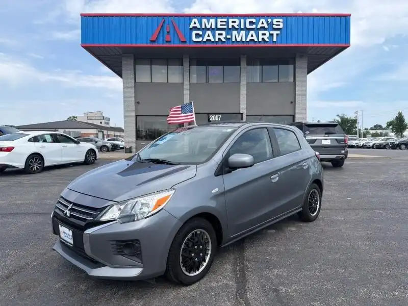 2023 Mitsubishi Mirage ES CVT's photo