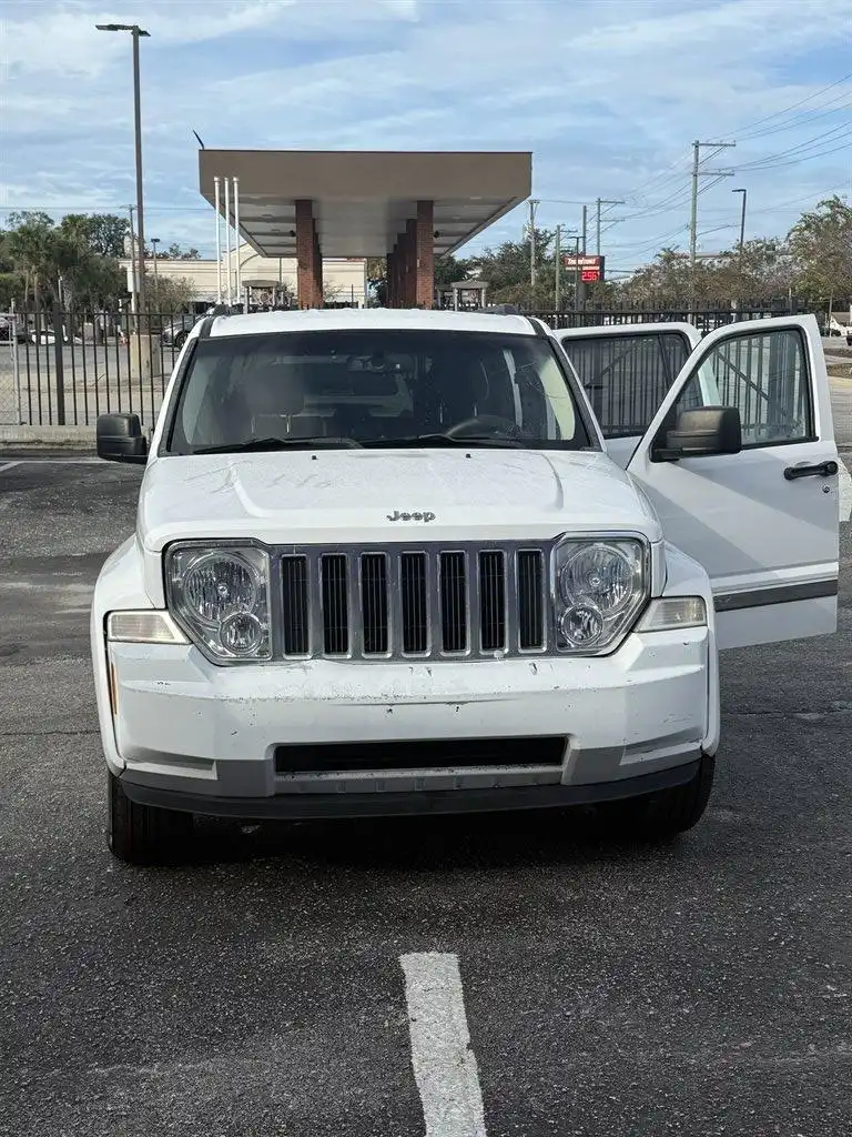 2012 Jeep Liberty Sport's photo