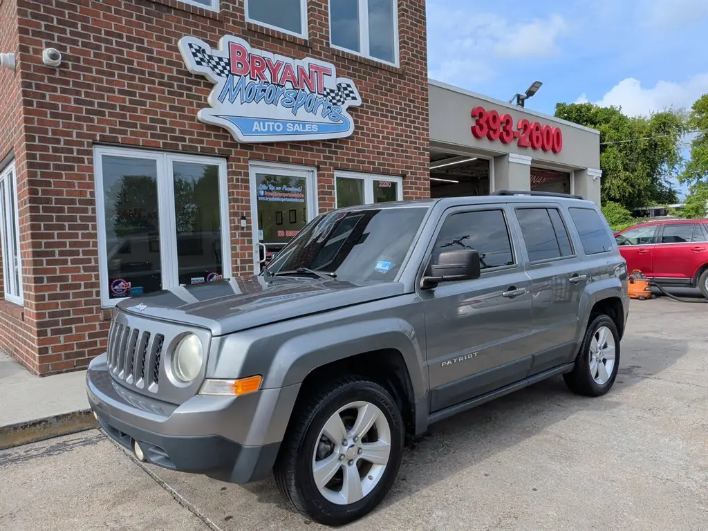 Vehicle Image 1