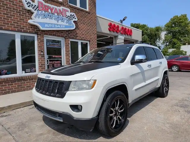2011 Jeep Grand Cherokee Overland 4WD's photo