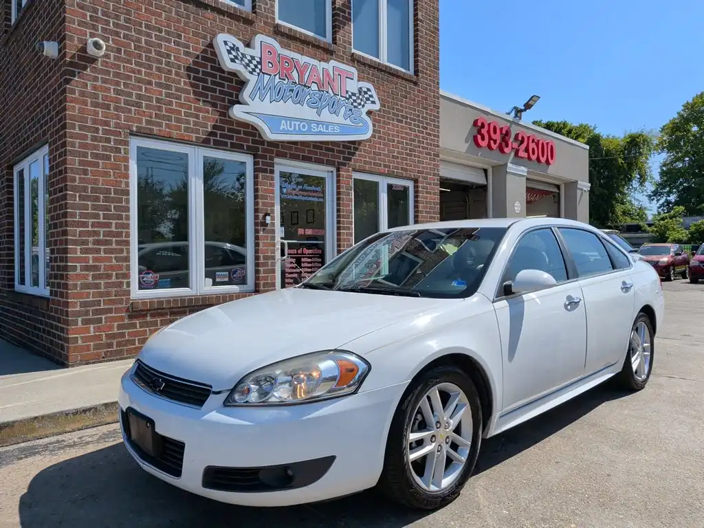 2010 Chevrolet Impala LTZ's photo