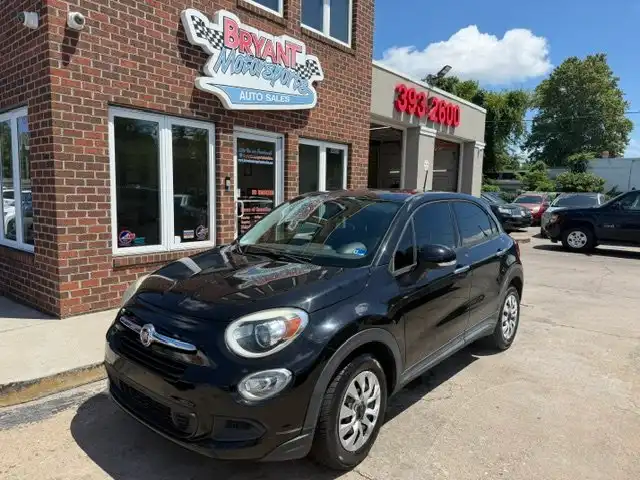 2016 FIAT 500X Pop's photo
