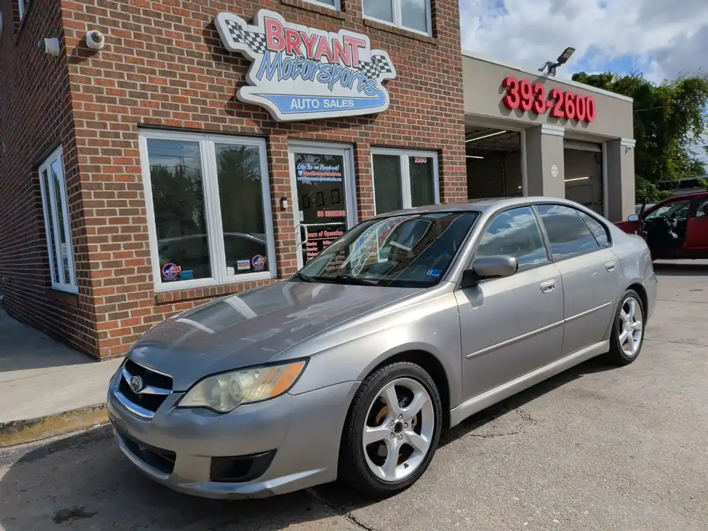 2008 Subaru Legacy Base's photo
