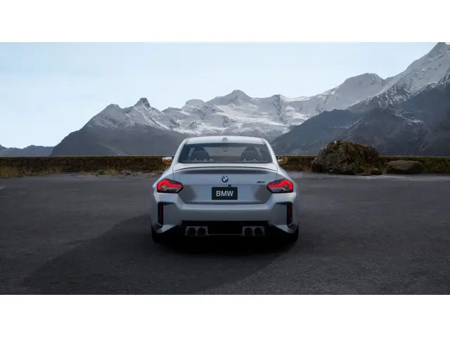 2027 BMW M2 M2 Coupe photo 5