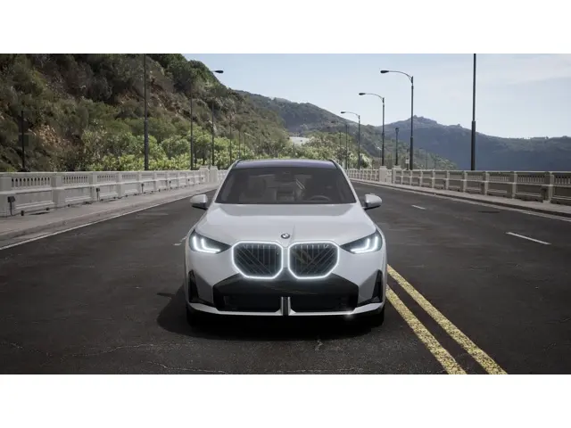 2026 BMW X3 30 XDRIVE photo 3