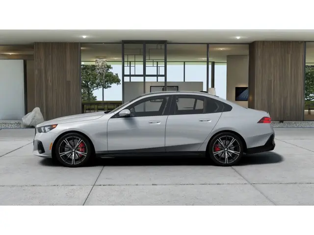 2027 BMW 5 Series 530i xDrive Sedan photo 4