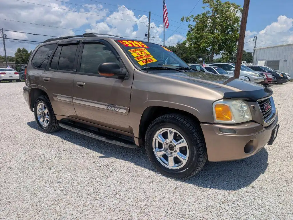 2003 GMC Envoy 4WD SLE's photo
