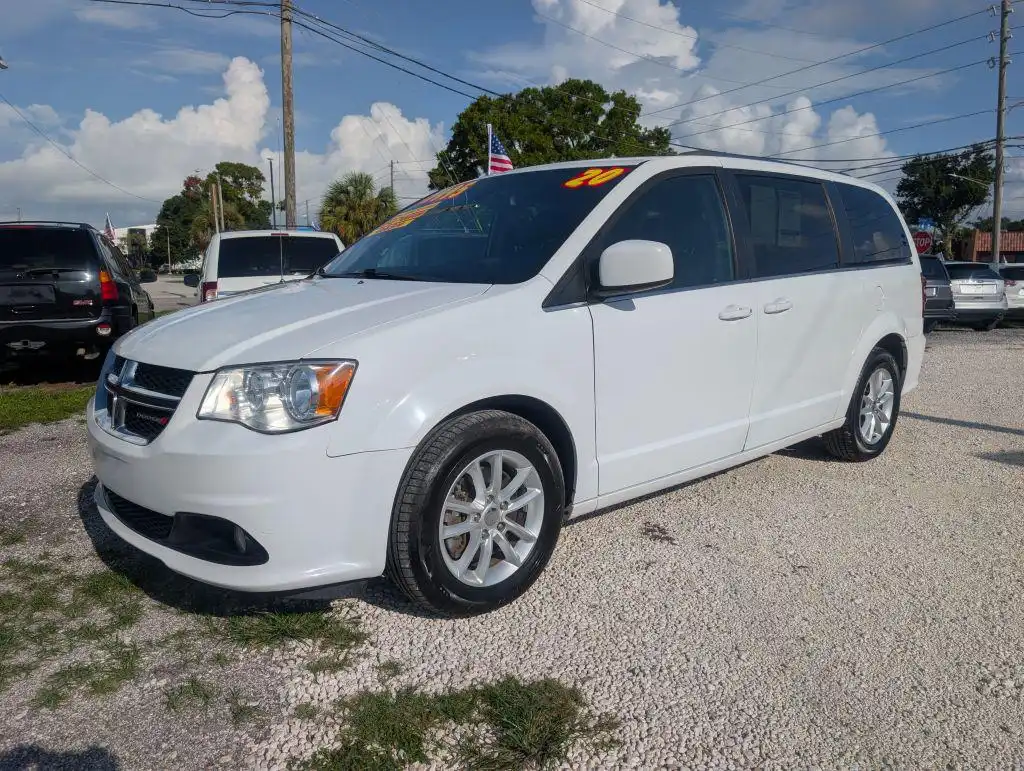 2020 Dodge Grand Caravan SXT's photo