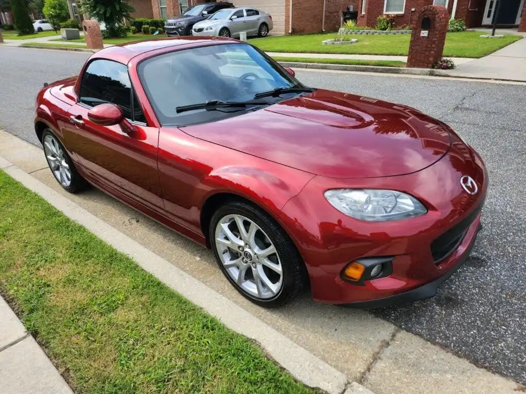 2015 Mazda MX-5 Miata Grand Touring Hard Top Auto's photo