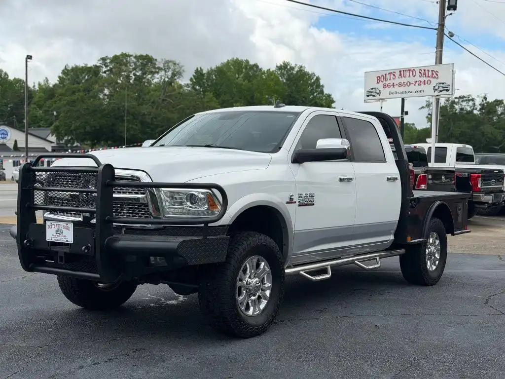 2015 RAM 2500 Laramie 4X4 Crew Cab SWB's photo