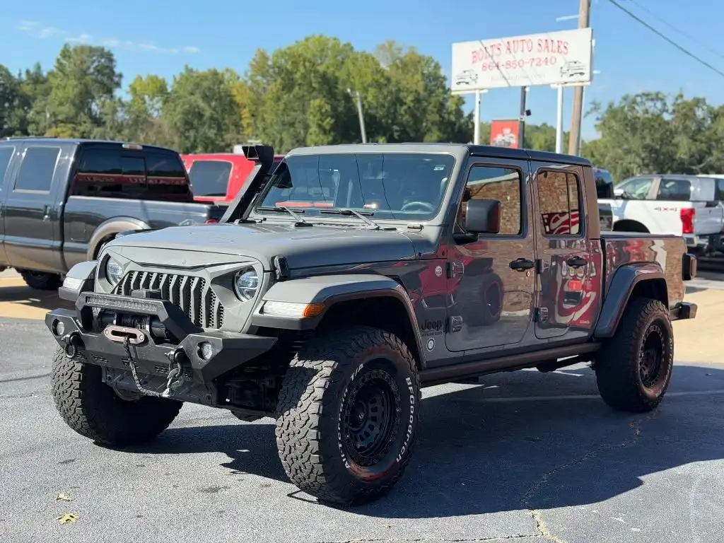 2021 Jeep Gladiator Sport S's photo