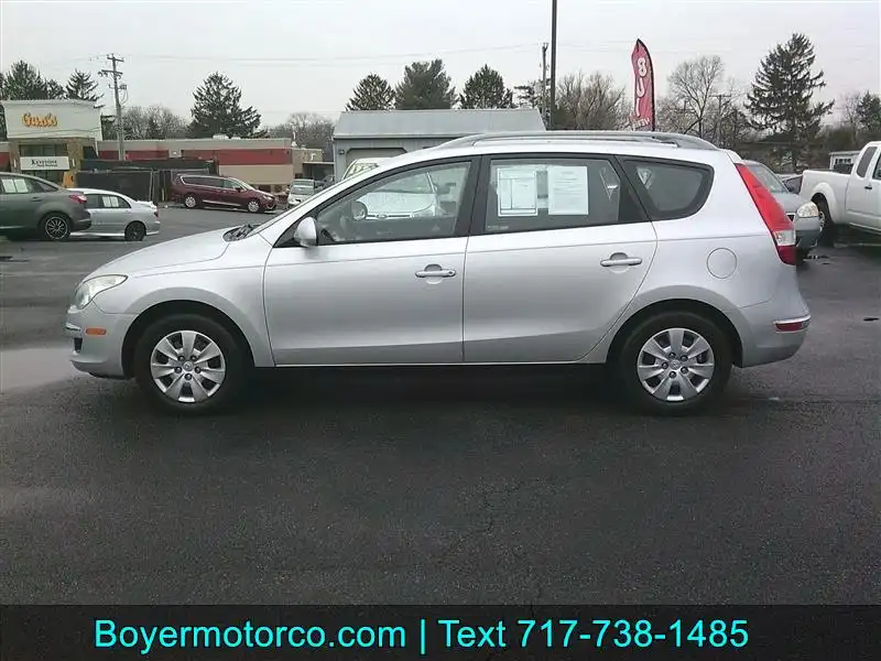 2011 Hyundai Elantra Touring GLS A/T's photo