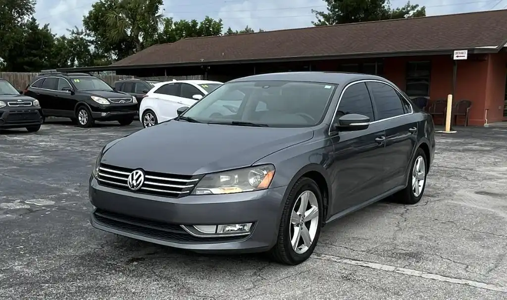 2015 Volkswagen Passat 1.8T S DSG's photo