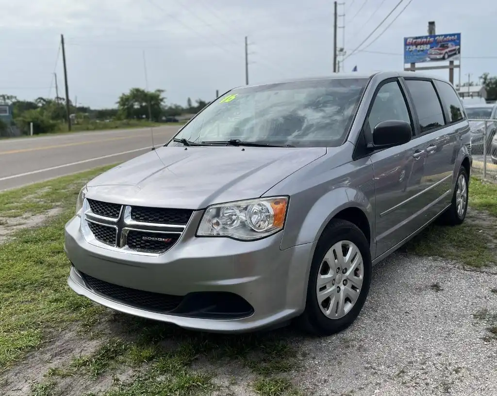 2016 Dodge Grand Caravan SE's photo