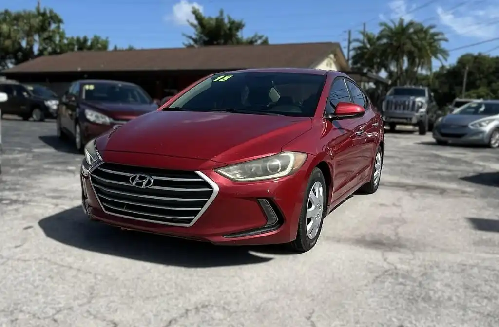 2018 Hyundai Elantra 1.8 Value Edition A/T's photo