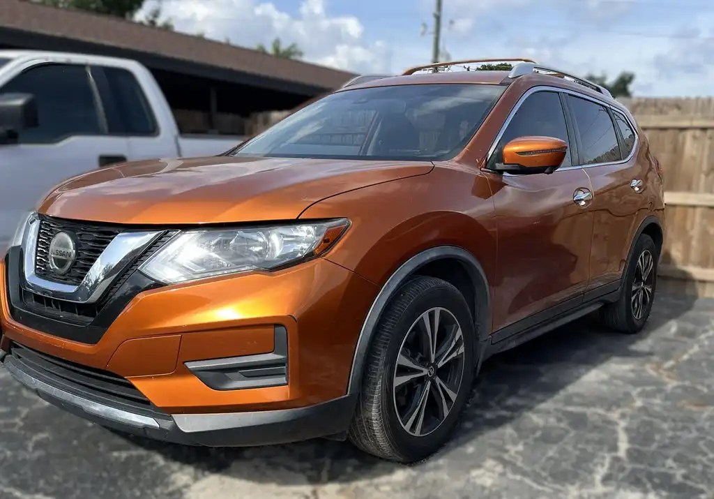 2019 Nissan Rogue SV FWD's photo
