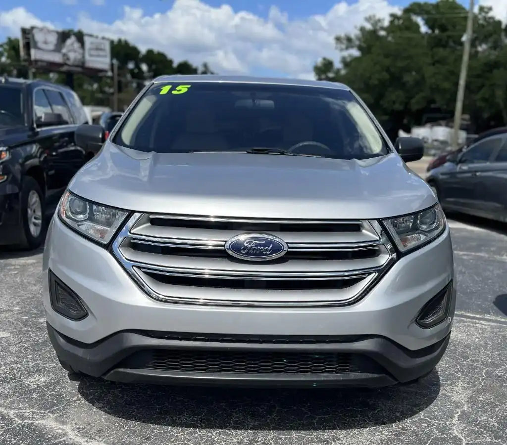 2015 Ford Edge SE's photo