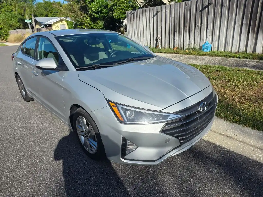 2019 Hyundai Elantra 2.0 SEL SULEV A T's photo