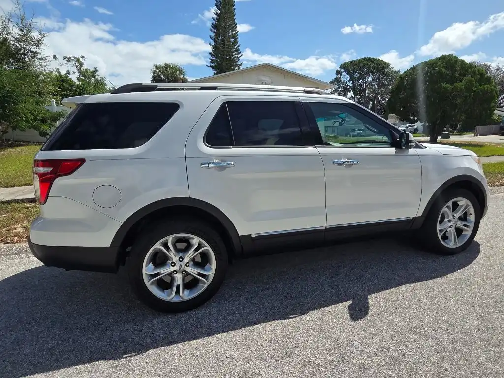 2013 Ford Explorer Limited 4WD's photo