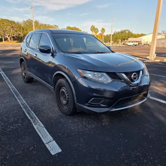 2015 Nissan Rogue S AWD's photo