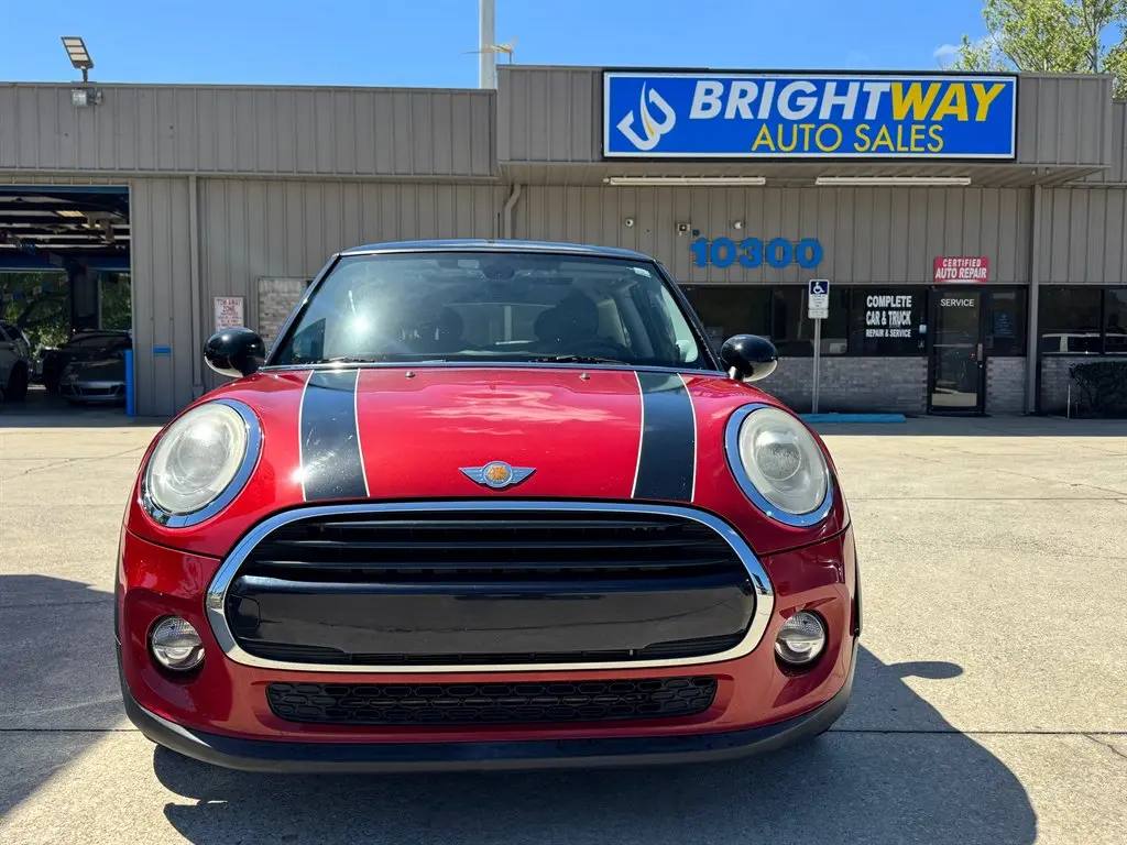 2018 MINI Cooper Base photo 3