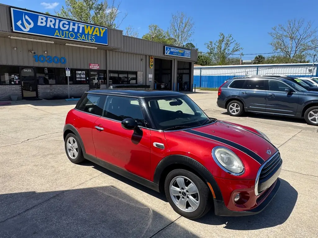 2018 MINI Cooper Base photo 4