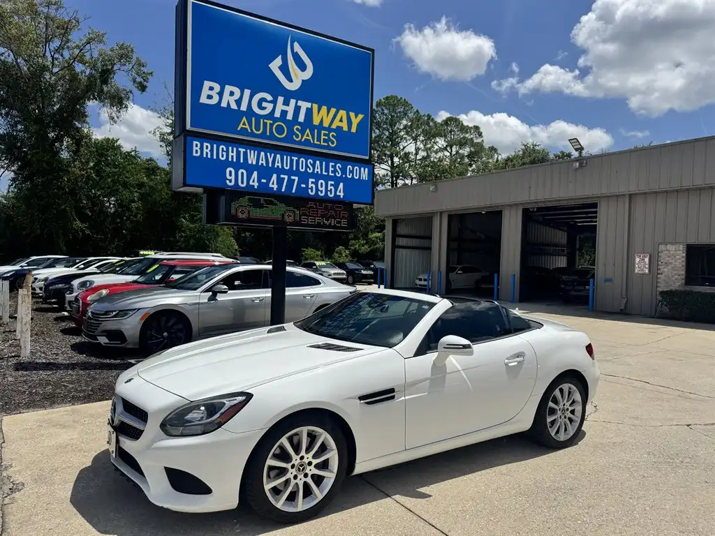 2018 Mercedes-Benz SLC SLC300's photo