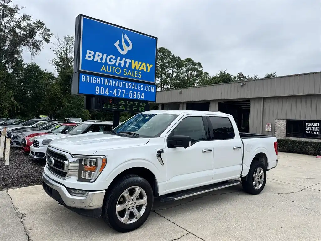 2021 Ford F-150 XLT 4WD SuperCrew 5-1/2' Box's photo