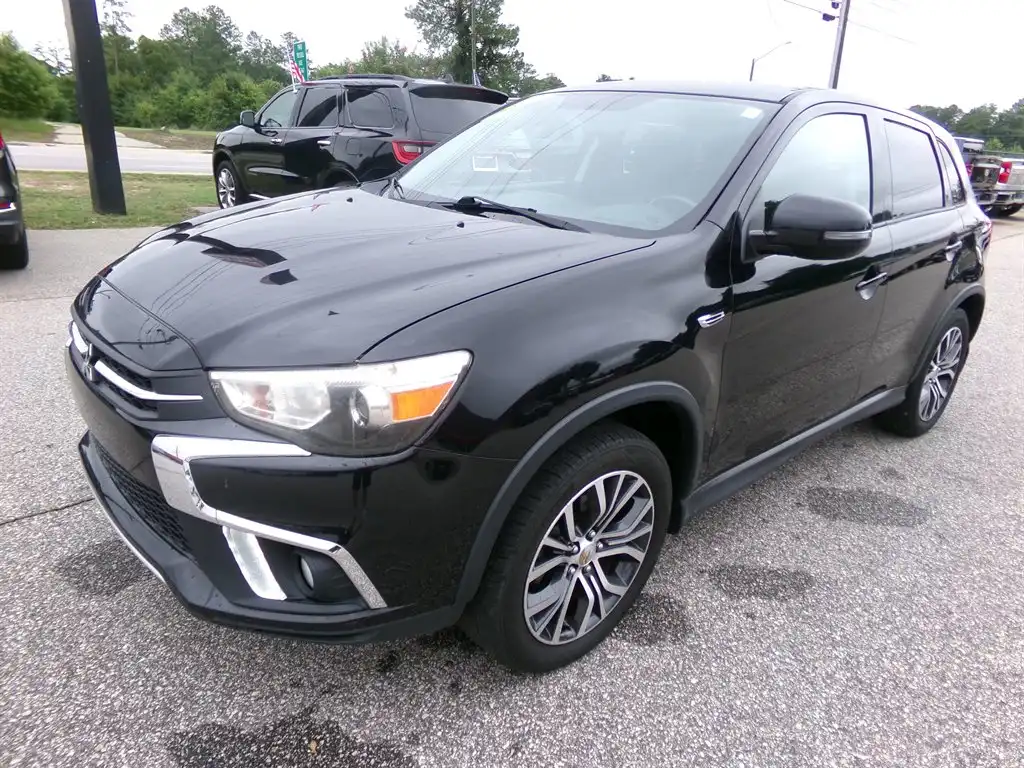 2019 Mitsubishi Outlander Sport 2.0 SE 2WD CVT's photo