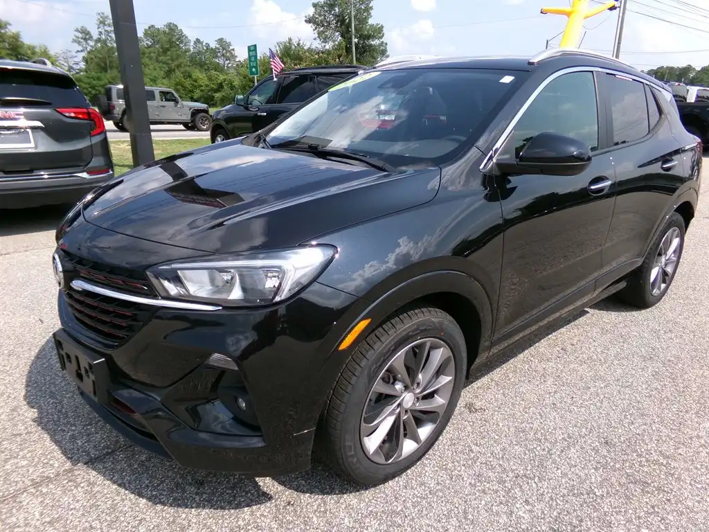 2022 Buick Encore GX Select's photo