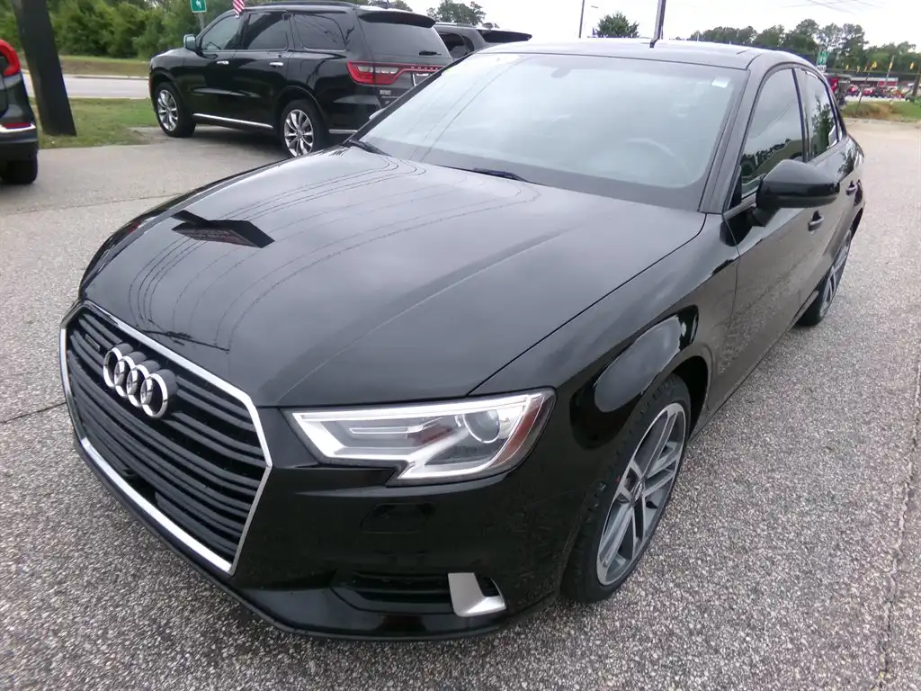 2018 Audi A3 2.0T quattro S tronic Premium's photo