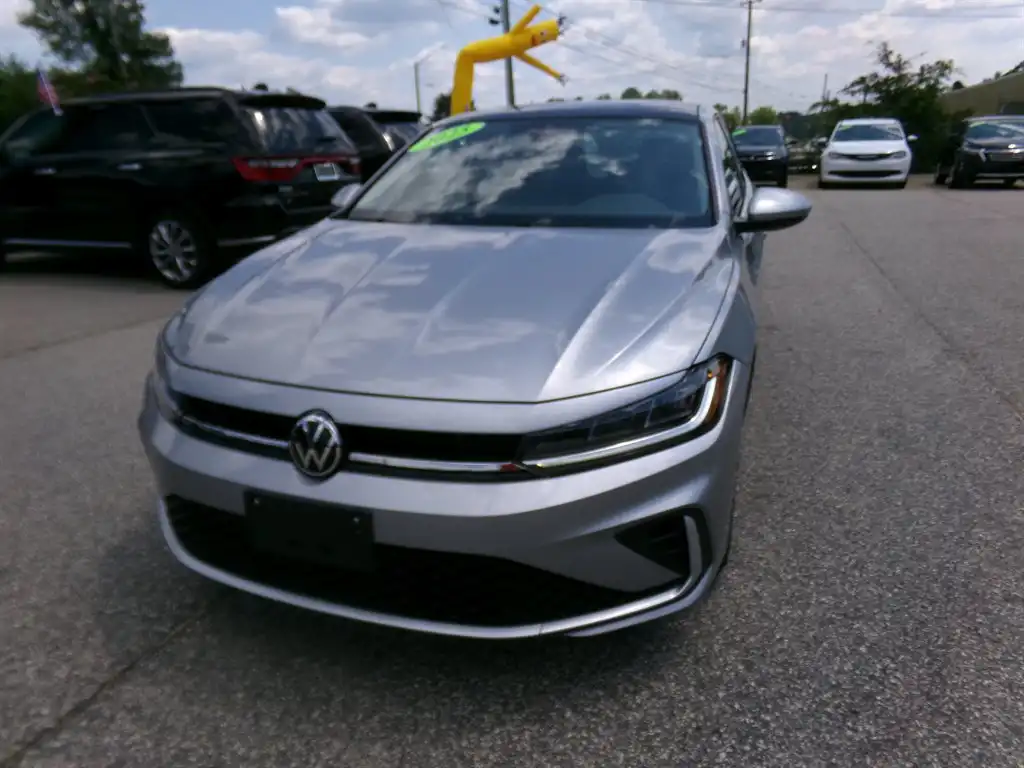 2025 Volkswagen Jetta 1.5T SE Auto SULEV's photo