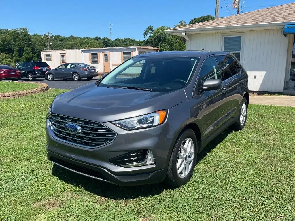 2021 Ford Edge SEL AWD's photo