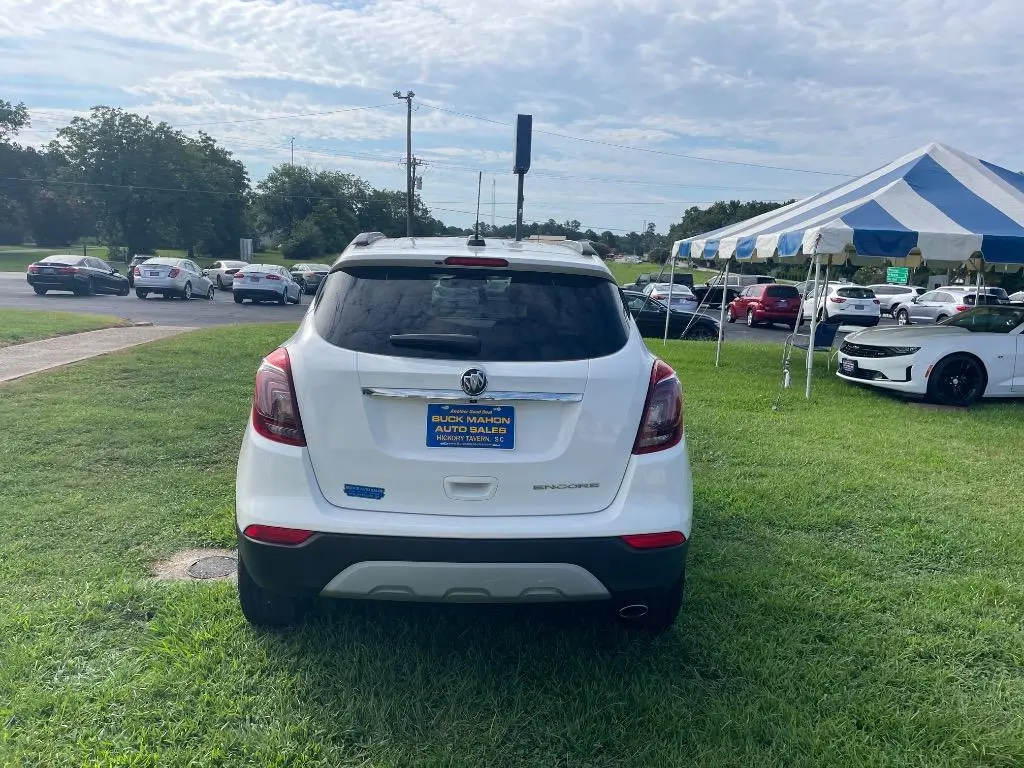 2020 Buick Encore Preferred photo 3
