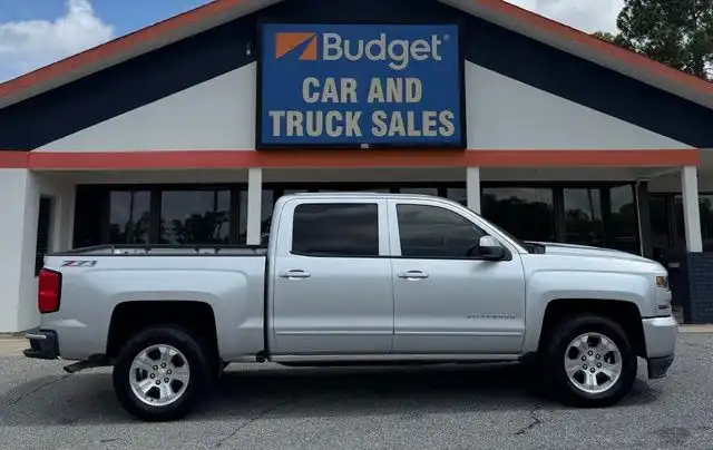 2017 Chevrolet Silverado 1500 LT Z71 4X4 Crew Cab Short Box's photo