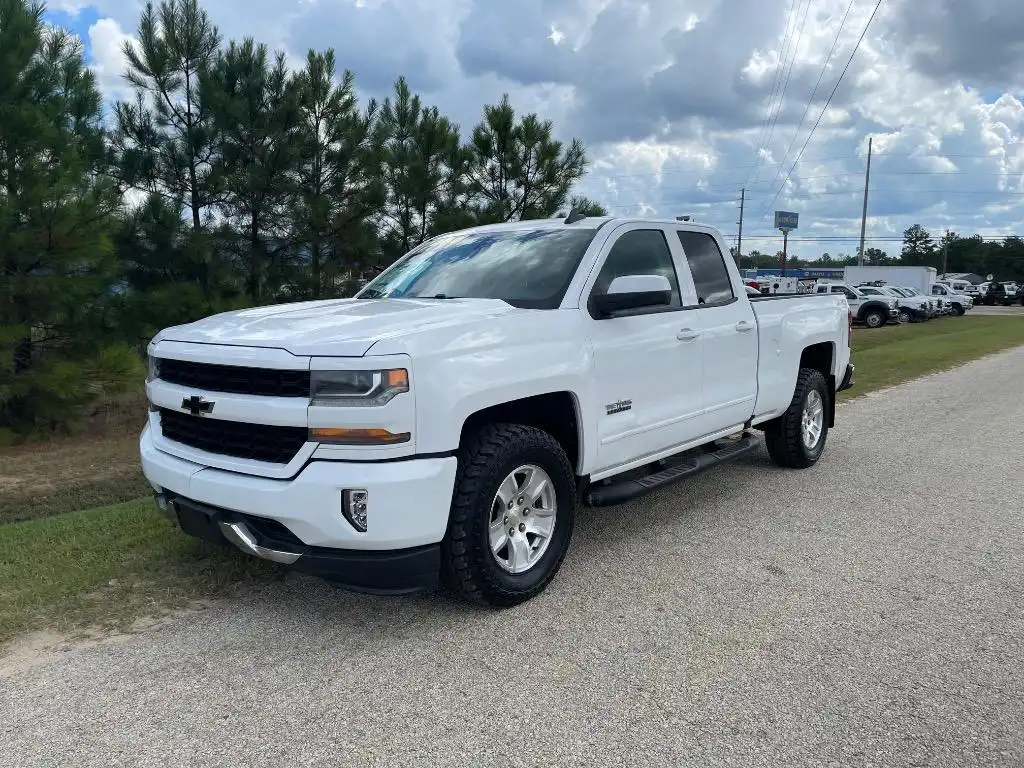 2016 Chevrolet Silverado 1500 LT 4WD Double Cab Standard Box's photo
