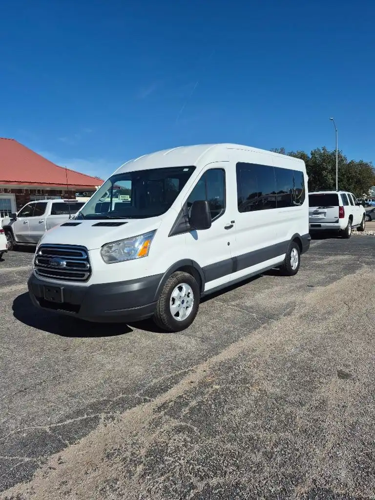 2018 Ford Transit 350 XLT Wagon Med Roof Sliding Pass. 148's photo