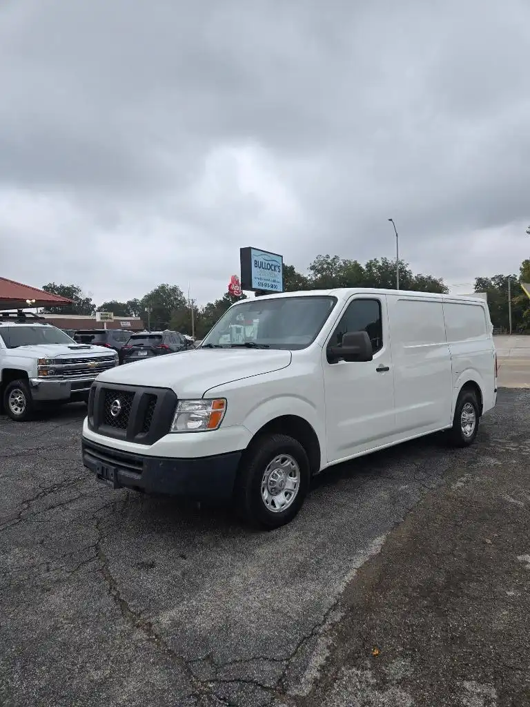 2016 Nissan NV 2500 Standard Roof SV V6's photo