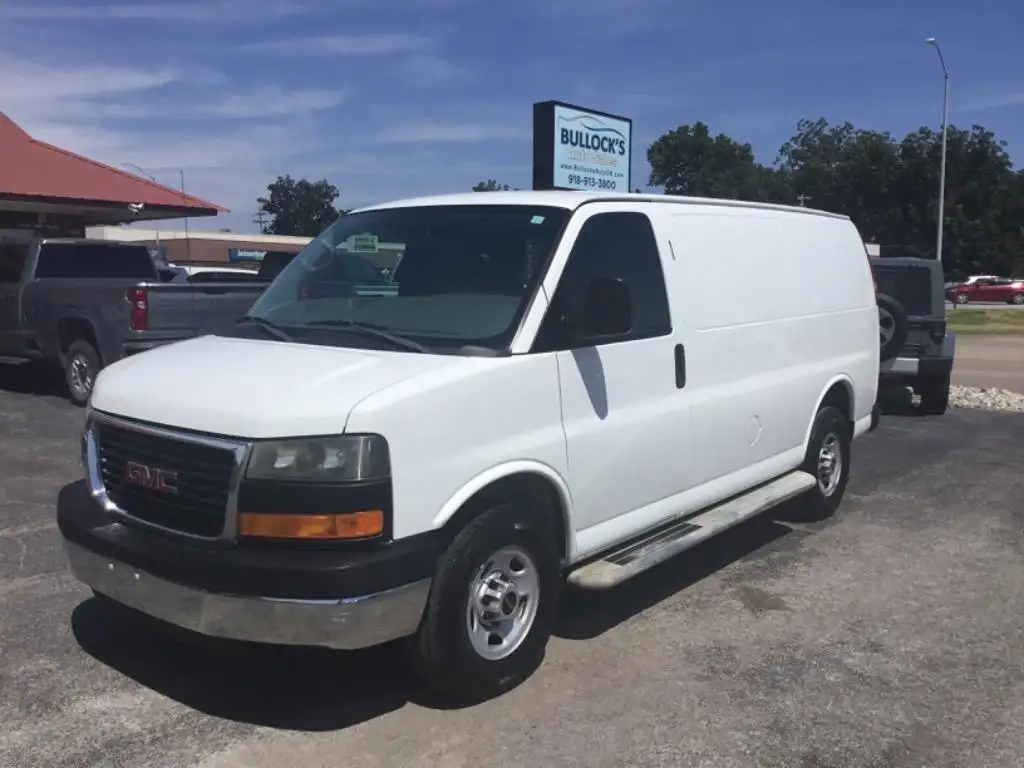 2014 GMC Savana Cargo Van 2500's photo