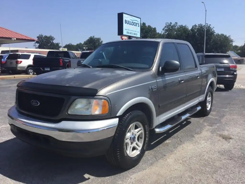 2002 Ford F-150 Lariat SuperCrew's photo