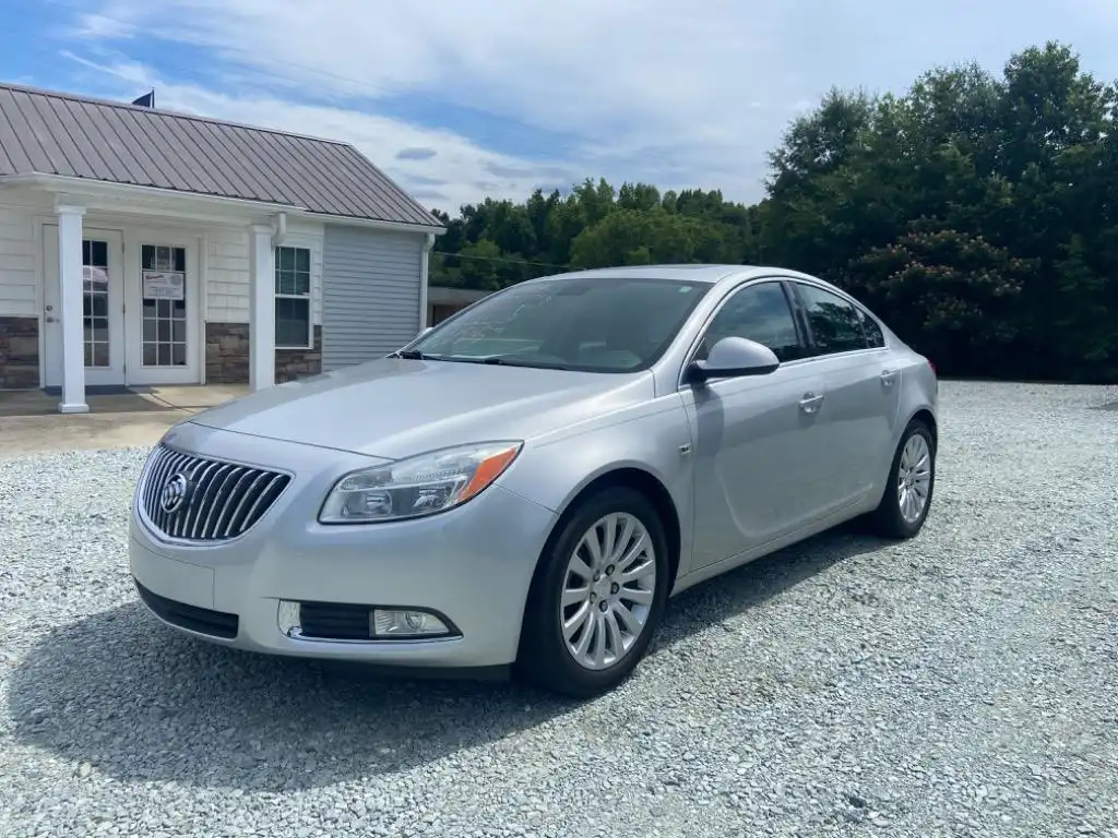 2011 Buick Regal CXL's photo