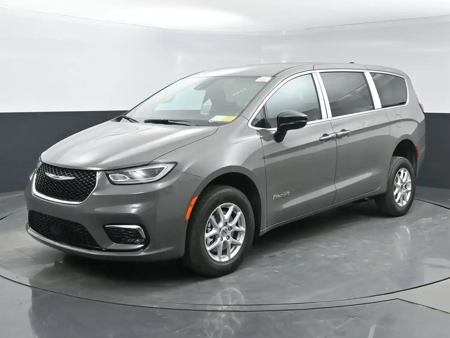 2025 Chrysler Pacifica Select photo 3