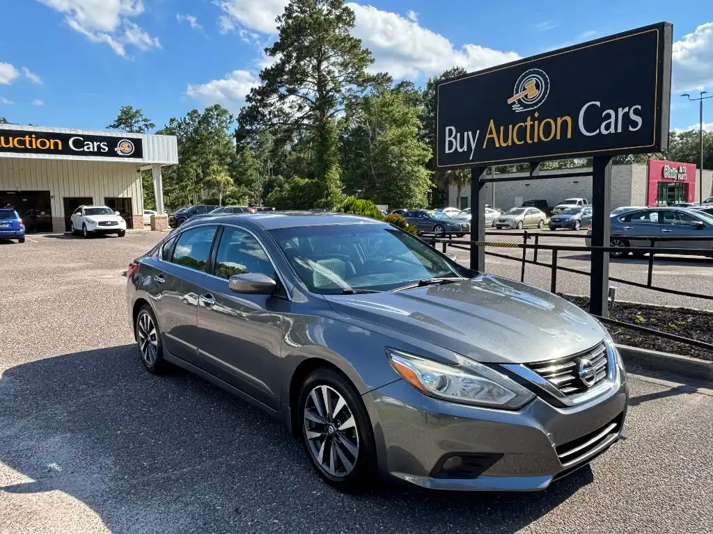 2017 Nissan Altima 2.5 SV's photo
