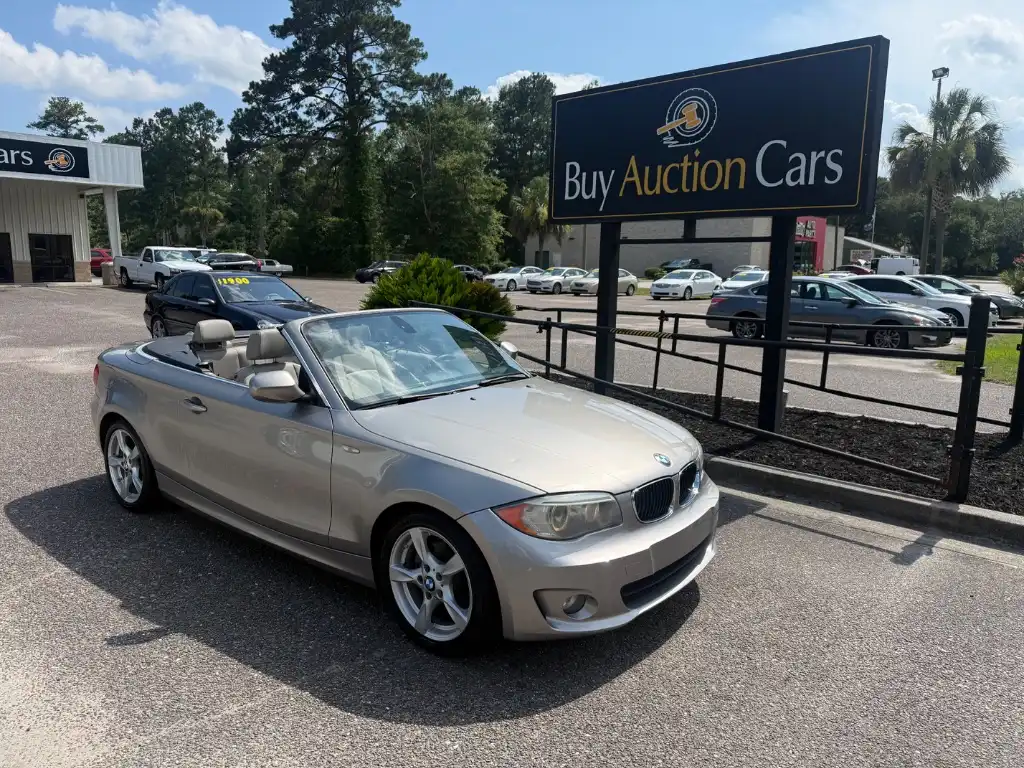 2012 BMW 1 Series 128i Convertible's photo