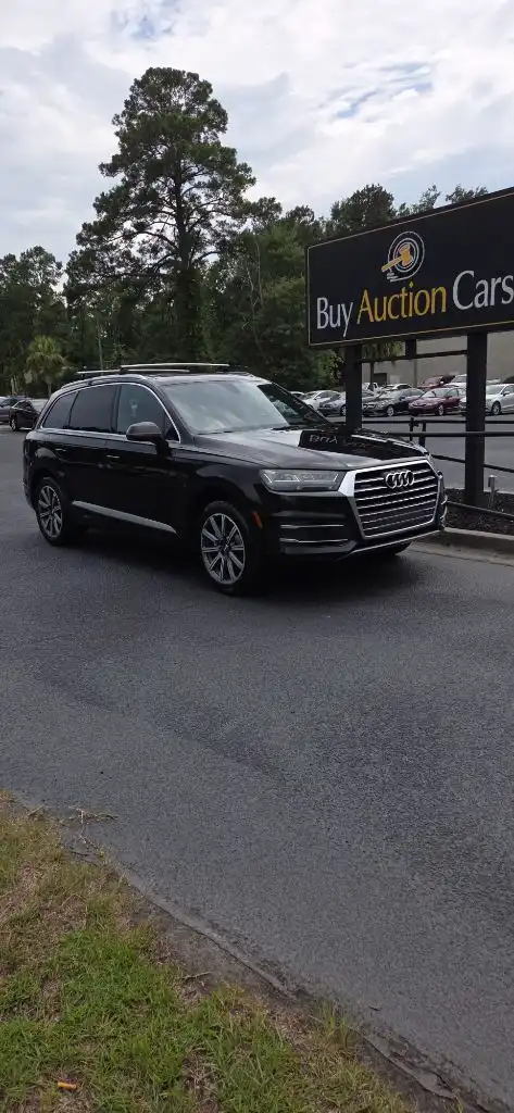 2017 Audi Q7 2.0T quattro tiptronic Premium Plus's photo