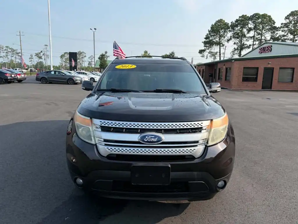 2013 Ford Explorer XLT's photo