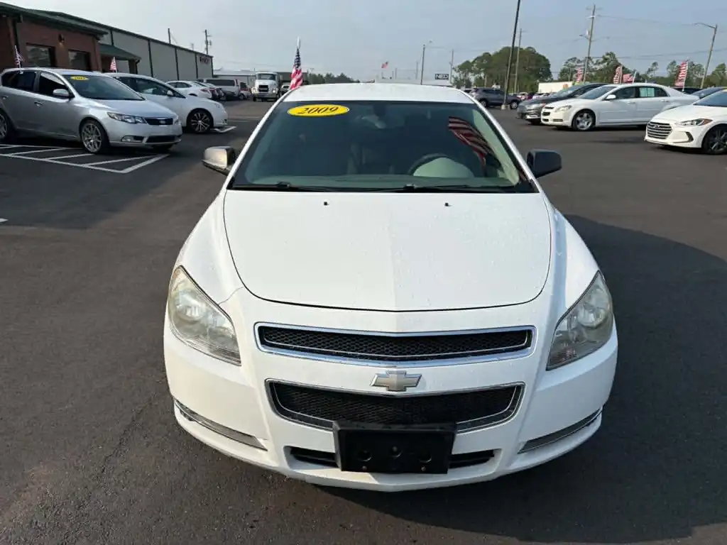 2009 Chevrolet Malibu 1LS's photo