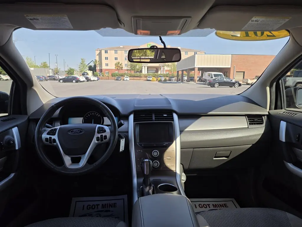 2012 Ford Edge SEL photo 4
